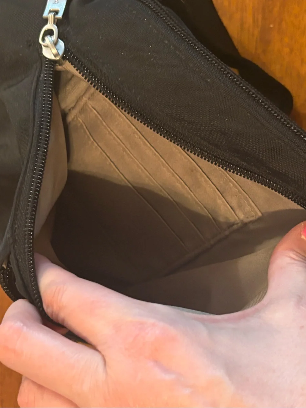 Baggallini black mini